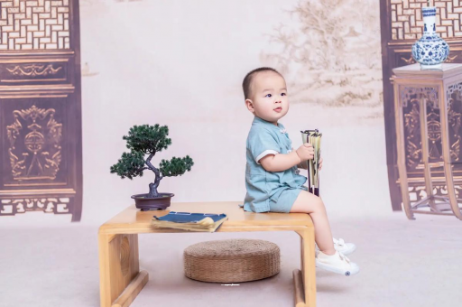 宁阳宝宝几个月会认人